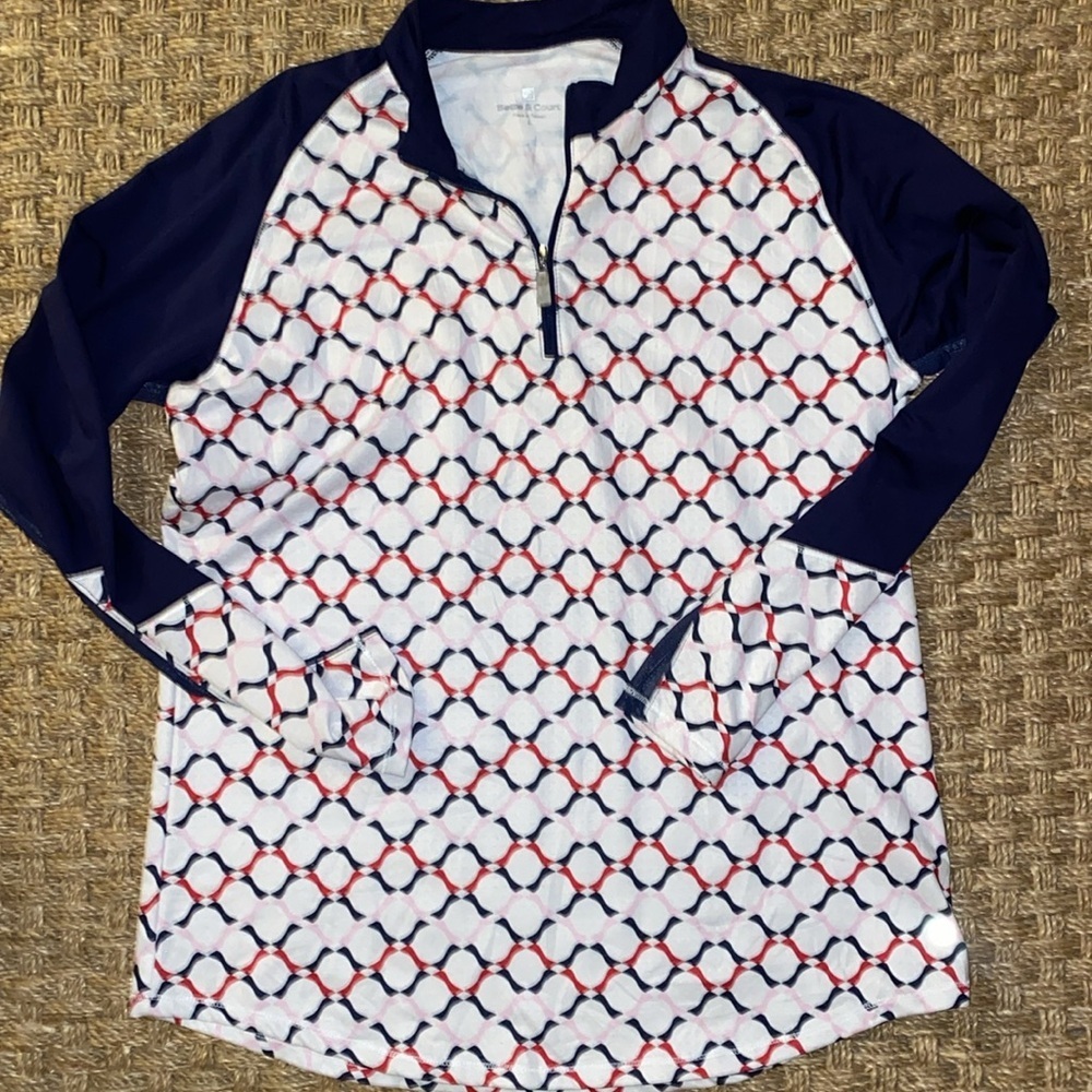 Bette & Court spf 1/4 white with abstract red, blue, pink sz Large